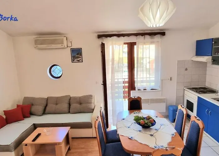 Borka Apartman Biograd Na Moru