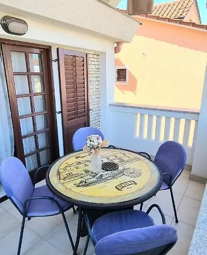 Borka * ビオグラード・ナ・モル